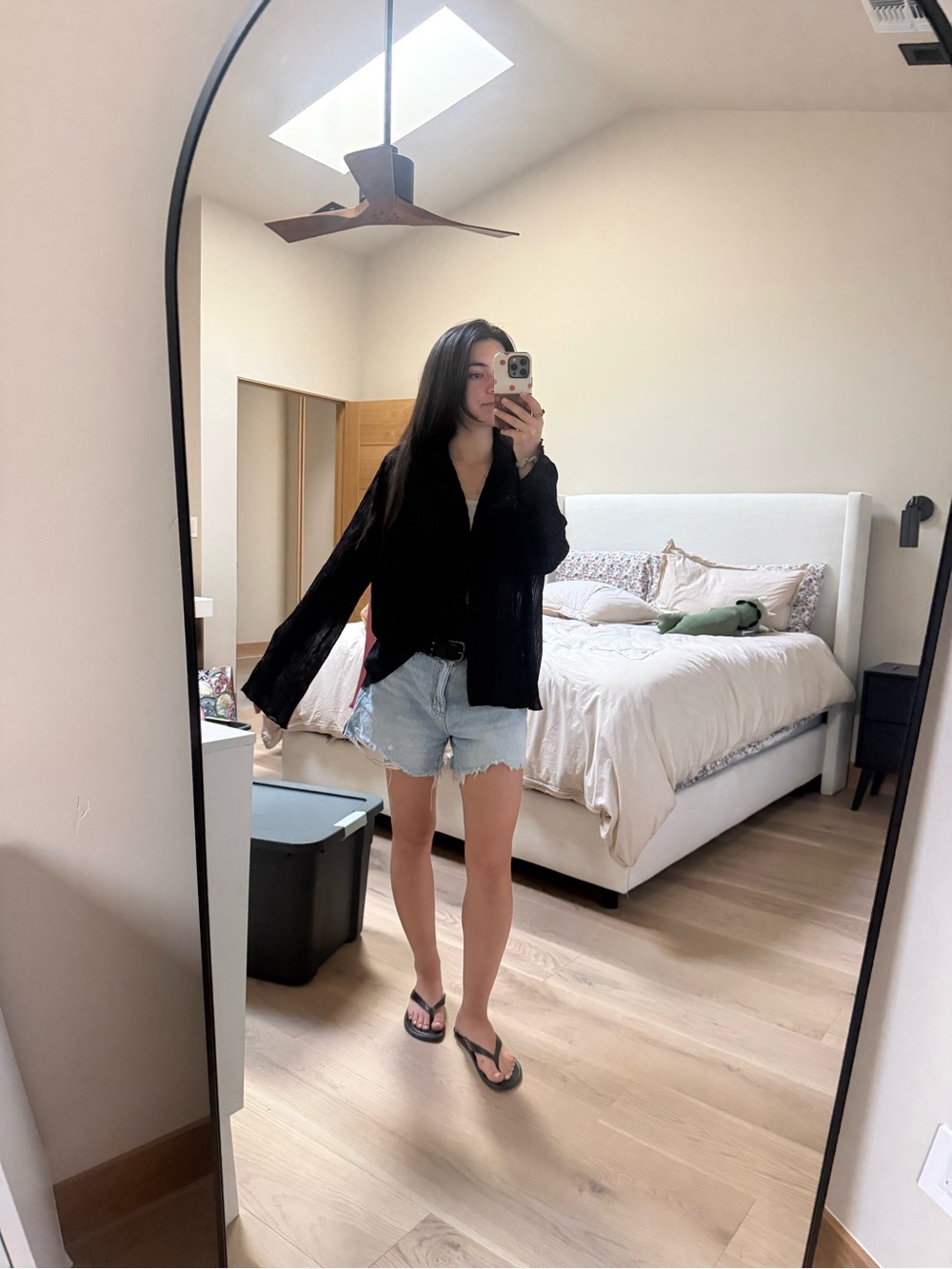 Princess Polly black flowy blouse in a US4 black like new
